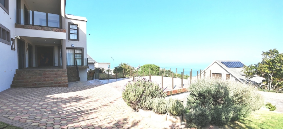 4 Bedroom Property for Sale in Dana Bay Western Cape
